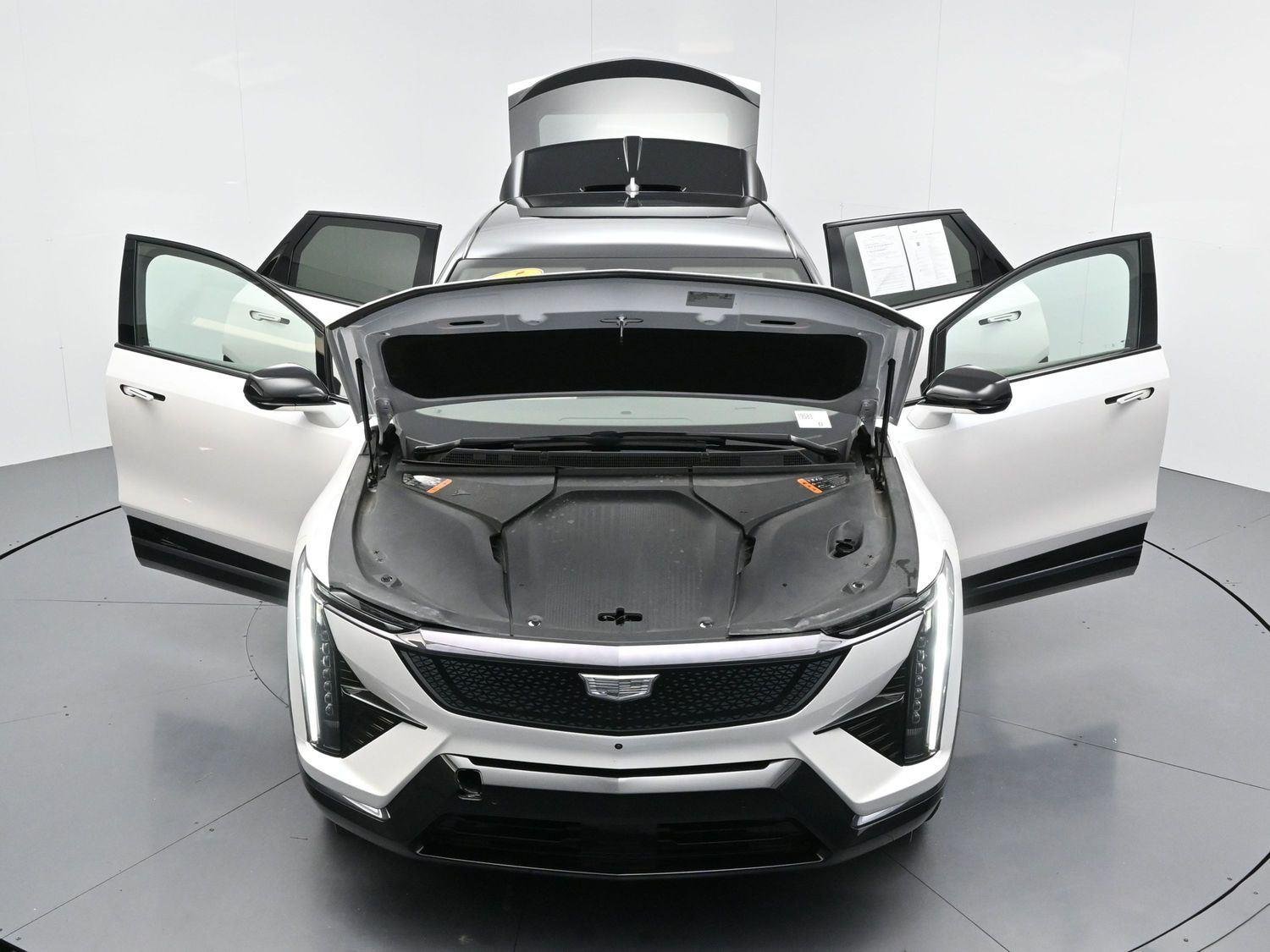 Used 2025 Crystal White Tricoat Cadillac Sport 1 image 46