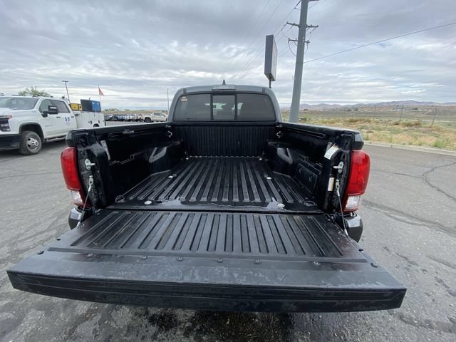 Used 2022 Gray Toyota SR V6 image 11