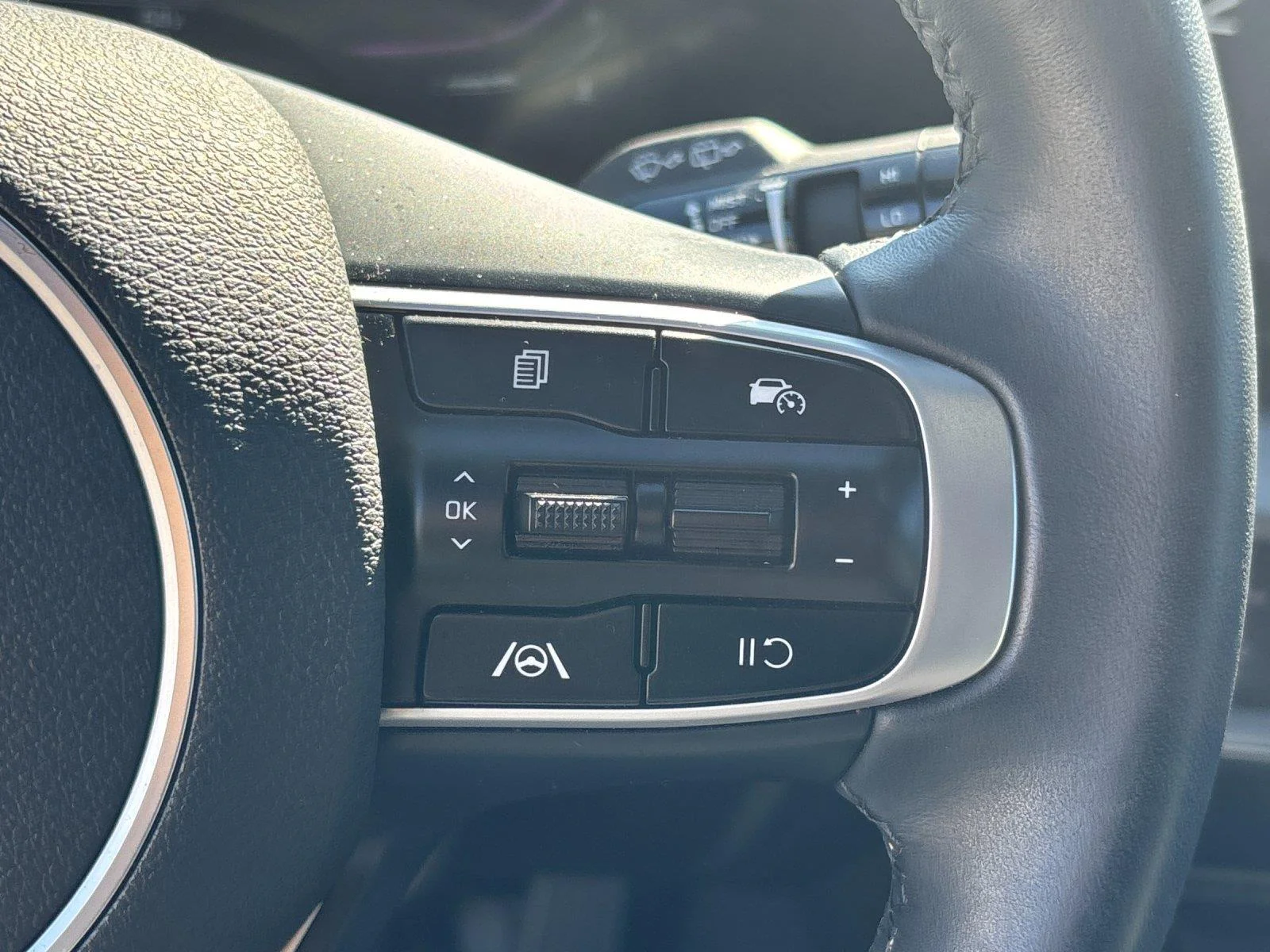 Used 2024 Ebony Black Kia X-Line image 19