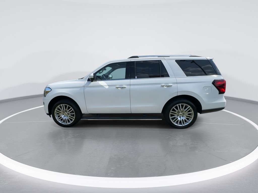 Used 2024 White Ford Limited image 5