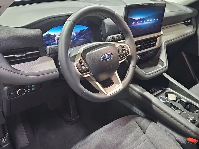 Used 2025 White Ford Active image 12