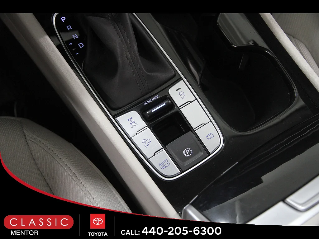 Used 2026 Serenity White Pearl Hyundai SEL image 16
