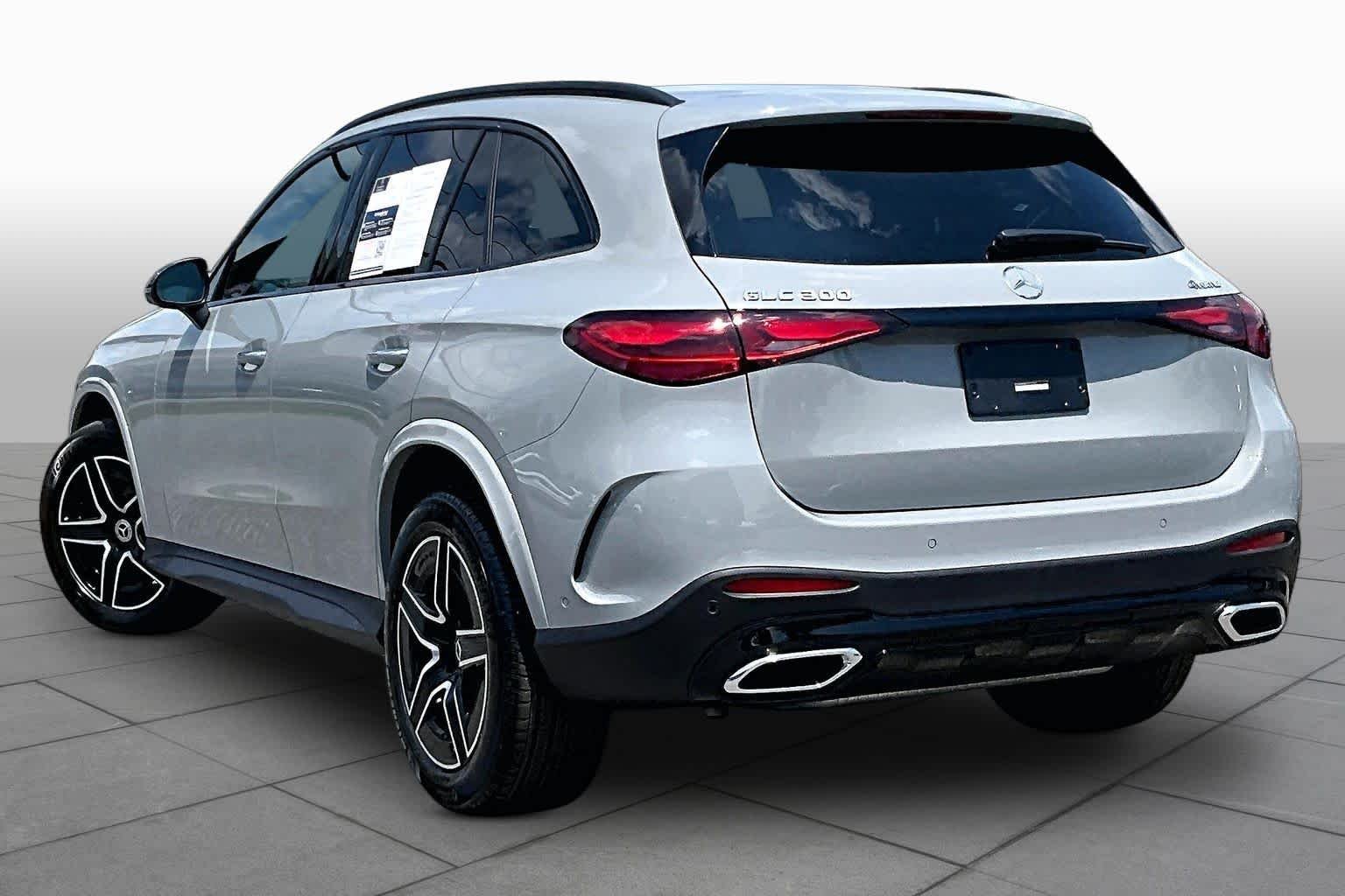 Certified Used 2026 MANUFAKTUR Alpine Grey Mercedes-Benz GLC 300 image 12