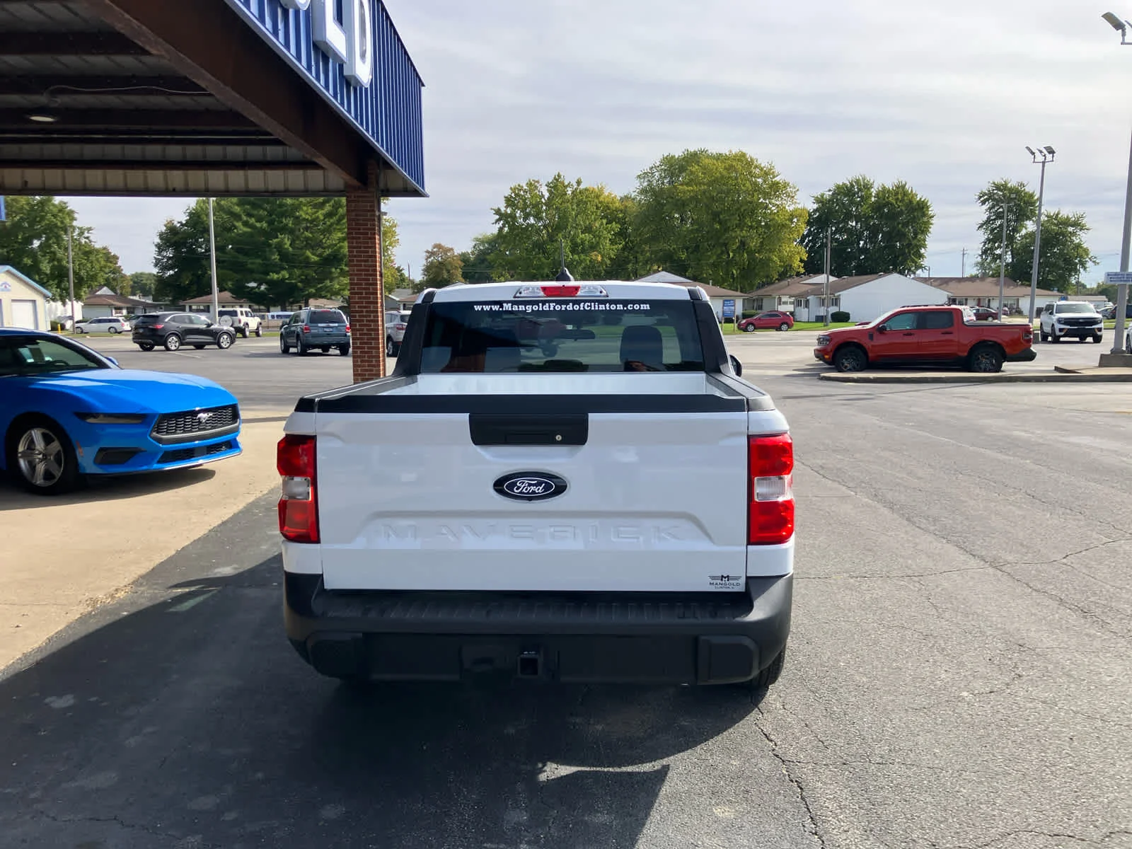 New 2026 Oxford White Ford XLT image 21