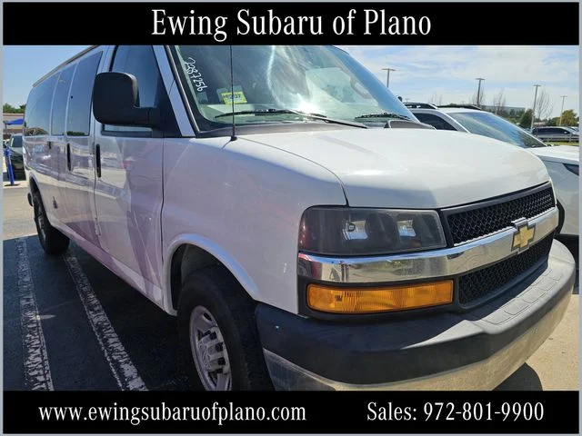 2018 Chevrolet Express 3500 LT Extended's photo