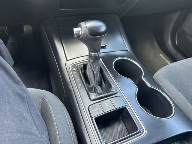 Used 2018 Silver Kia LX image 25