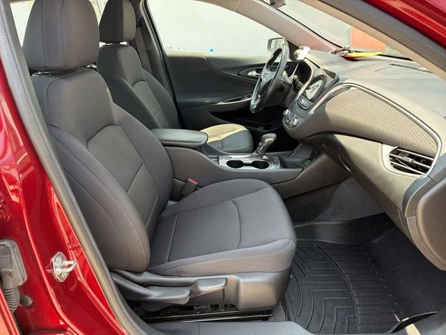 Used 2021 Red Chevrolet RS image 25