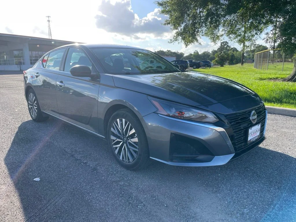 2025 Nissan Altima