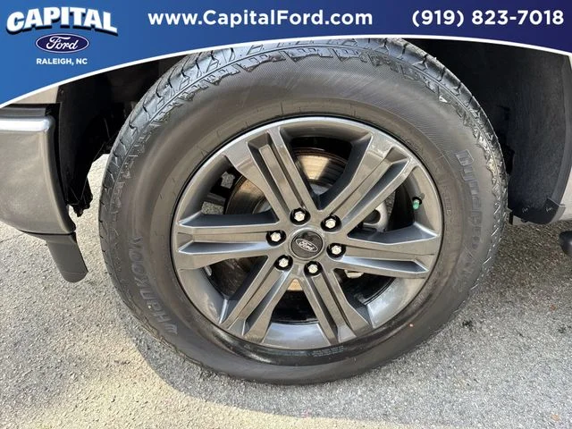 Used 2023 Gray Ford XLT image 12
