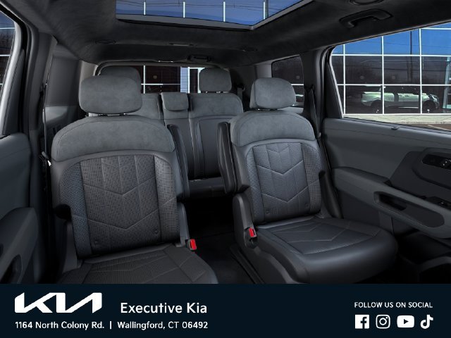 New 2027 Black Kia  image 16