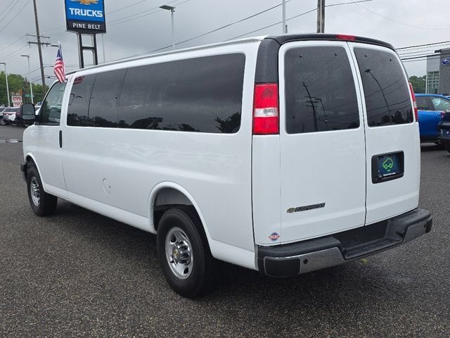 Used 2025 Summit White Chevrolet 1LT image 13