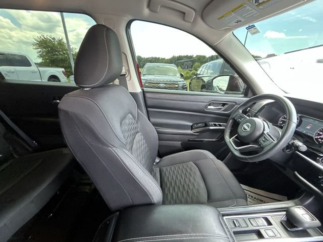 Certified Used 2022 Red Nissan SV image 10