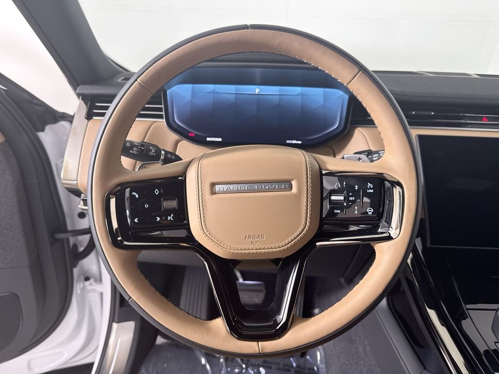 New 2026 OSTUNI PRL WHT Land Rover Dynamic SE image 14