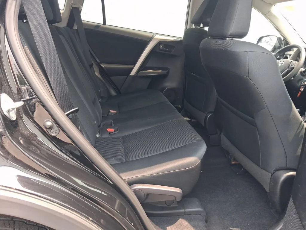 Used 2017  Toyota LE image 18