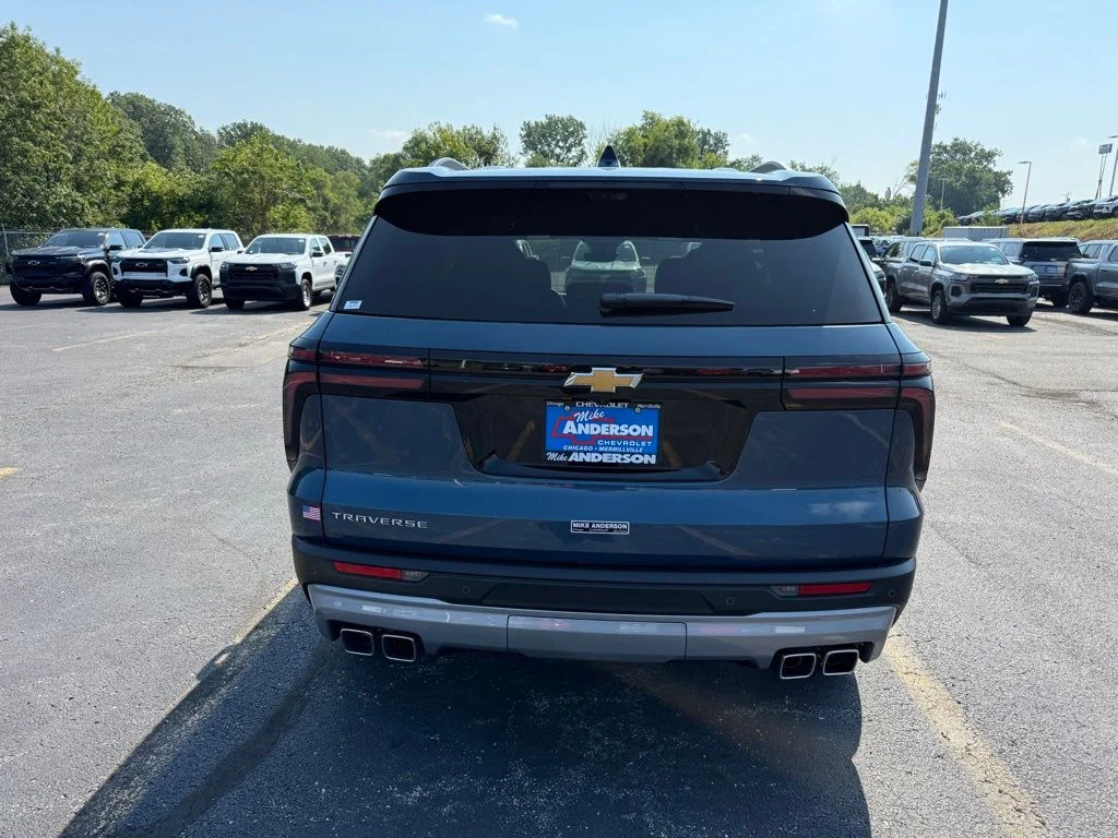 2026 Chevrolet Traverse LT - Photo 4