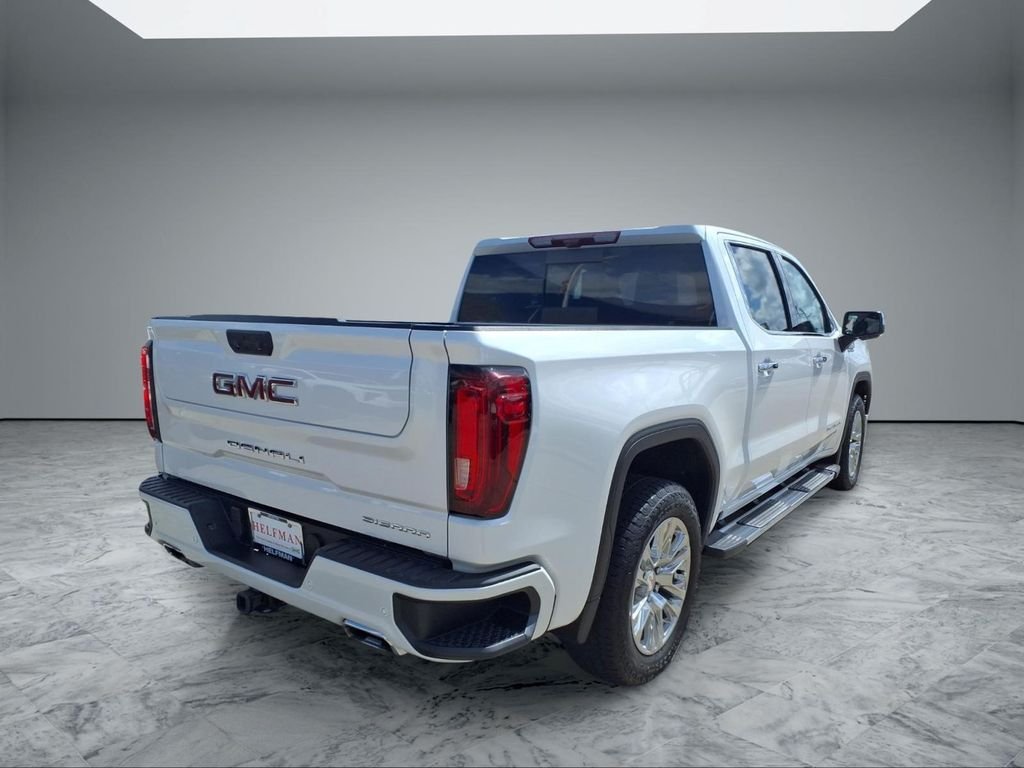 Used 2024 White GMC Denali image 7