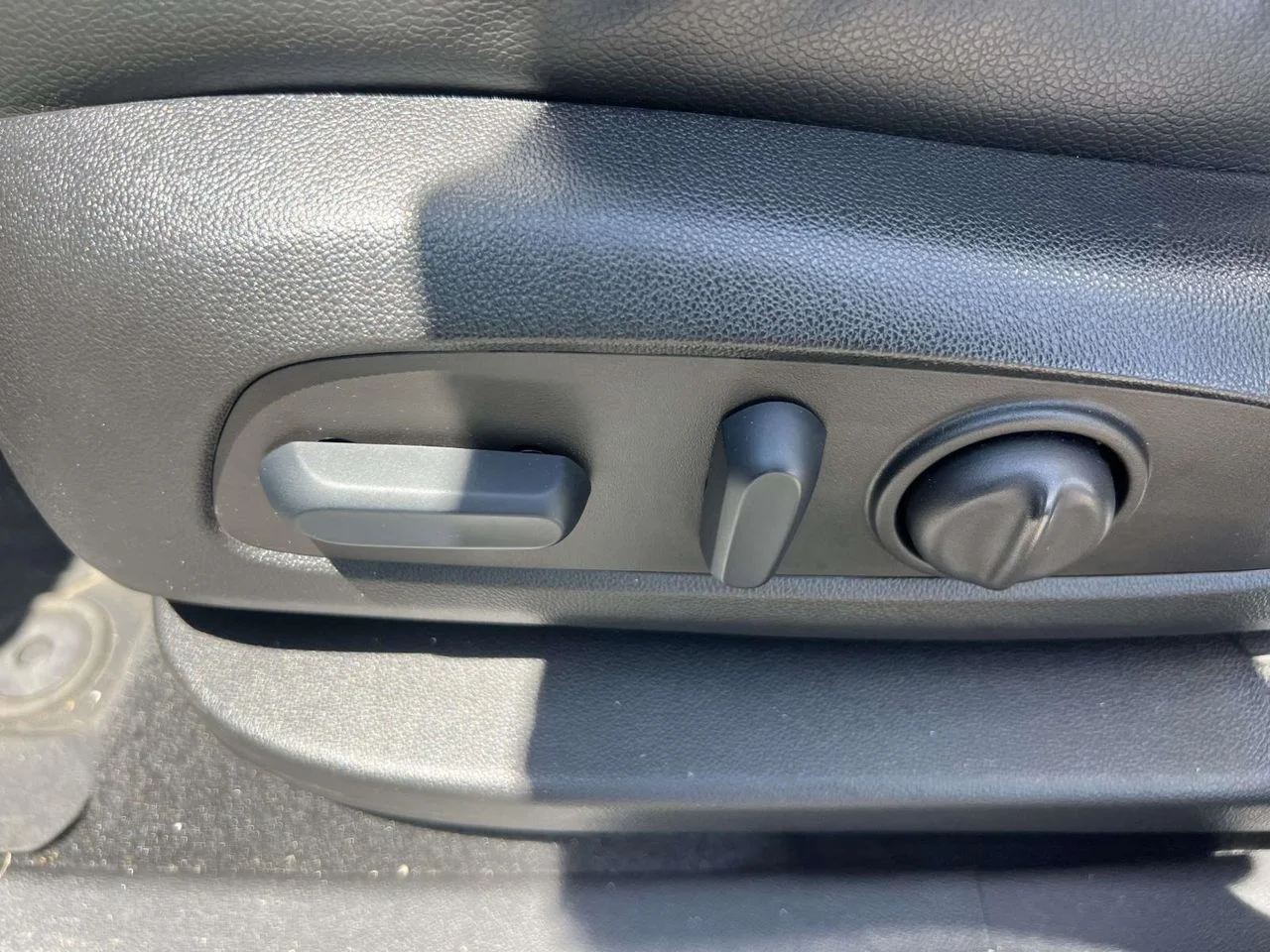 2022 GMC Terrain SLT - Photo 25