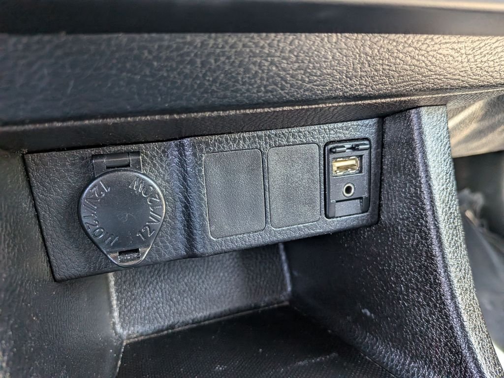 2014 Toyota Corolla LE Plus - Photo 24