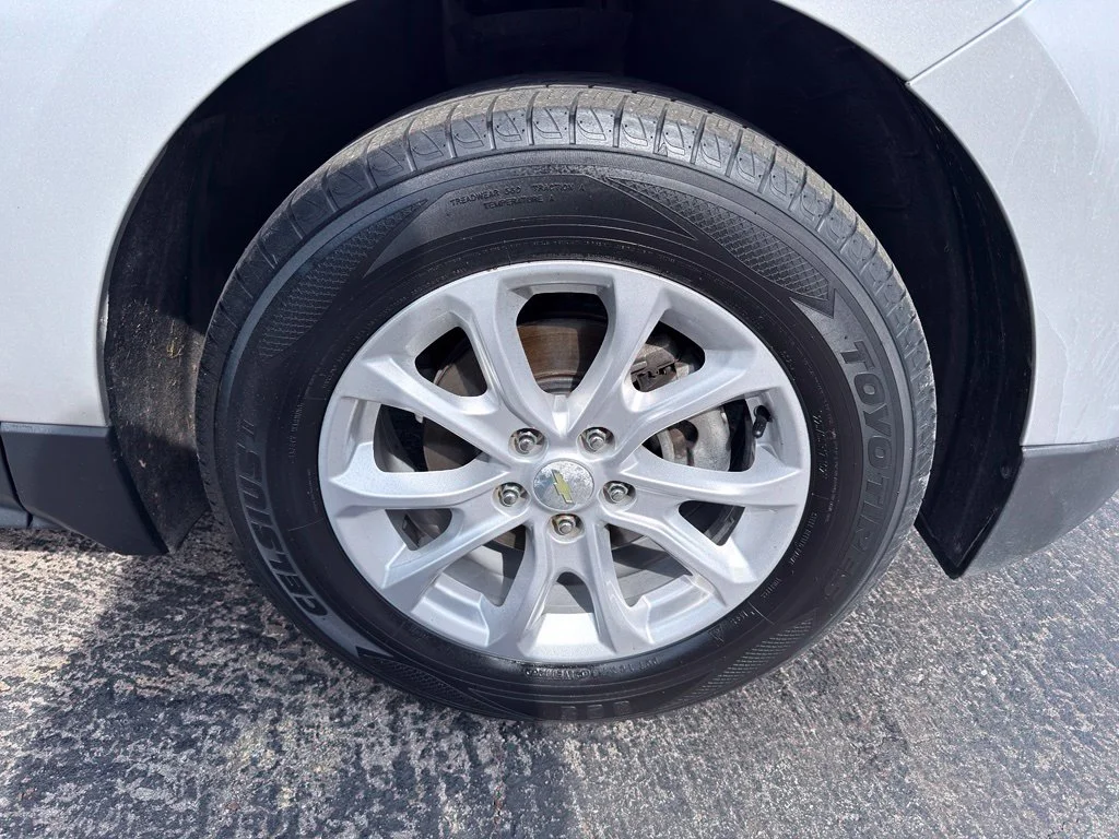 Used 2018 Silver Chevrolet LT image 7