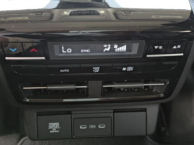 New 2026 Liquid Carbon Metallic Acura Technology Package image 15