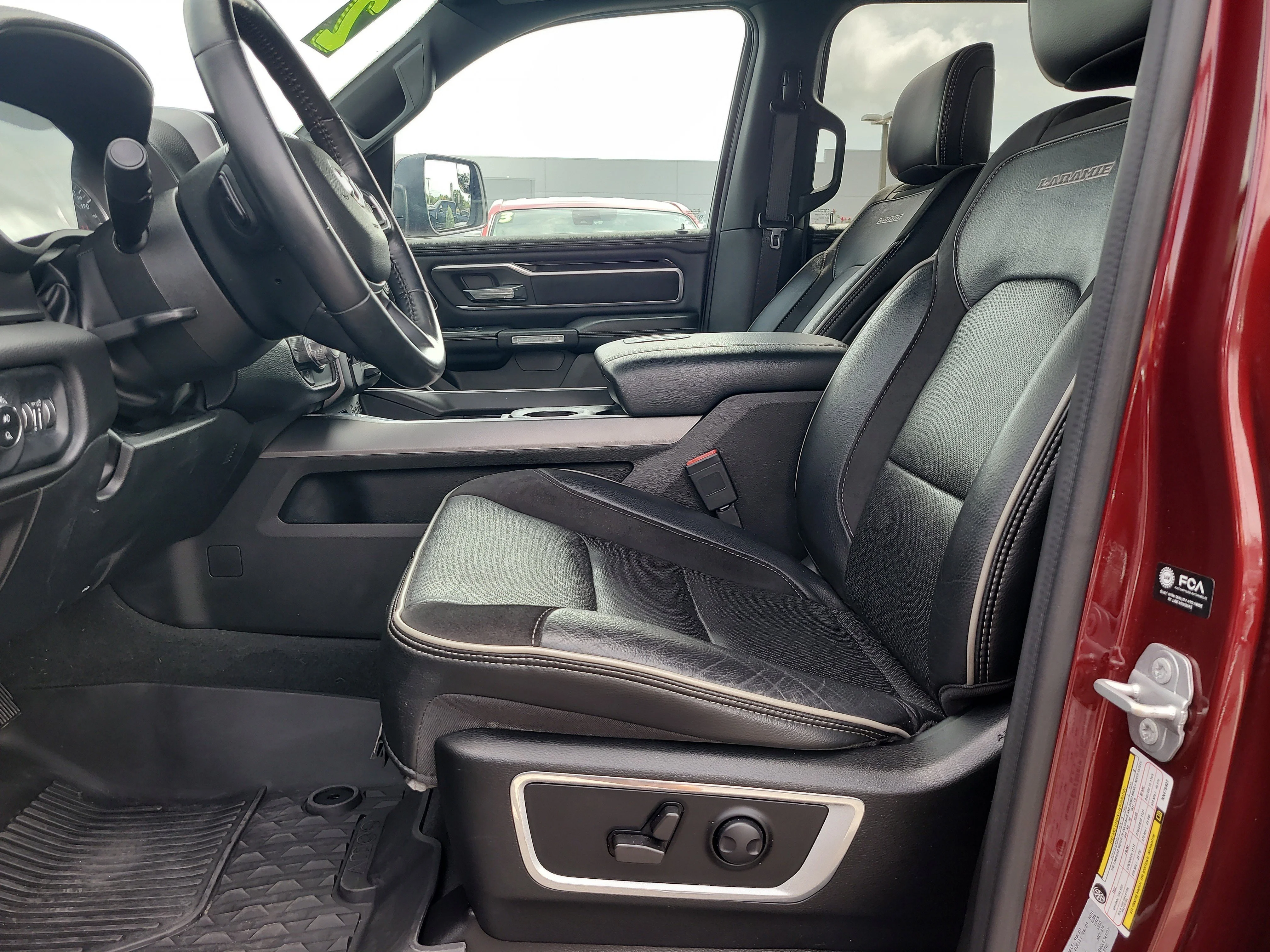 Used 2022 Delmonico Red Pearlcoat Ram Laramie image 18