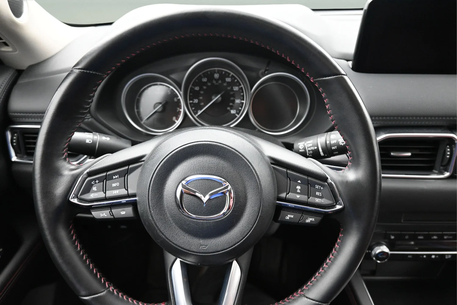 Used 2023 Gray Mazda 2.5 S Carbon Edition image 17