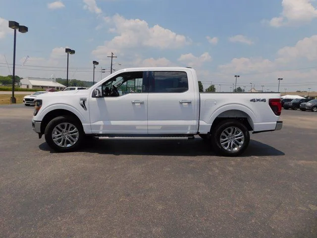 New 2024 White Ford XLT image 5