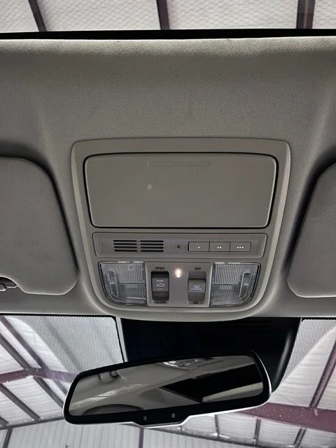 Used 2020 White Honda EX-L image 26