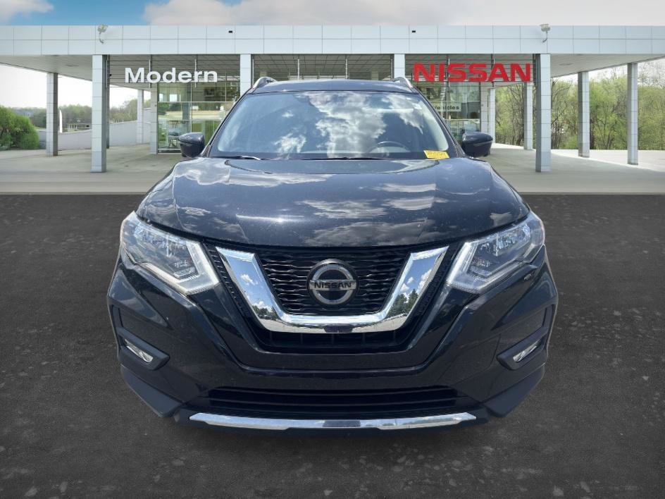 Used 2019 Magnetic Black Pearl Nissan SV image 8
