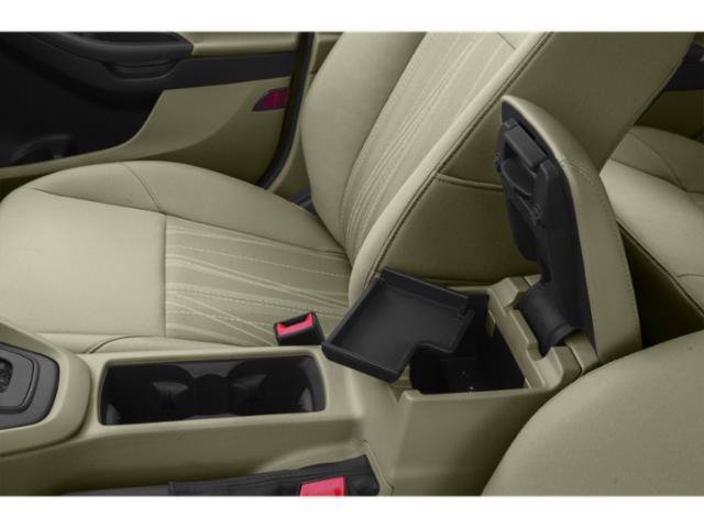 Used 2018 Oxford White Ford SE image 18