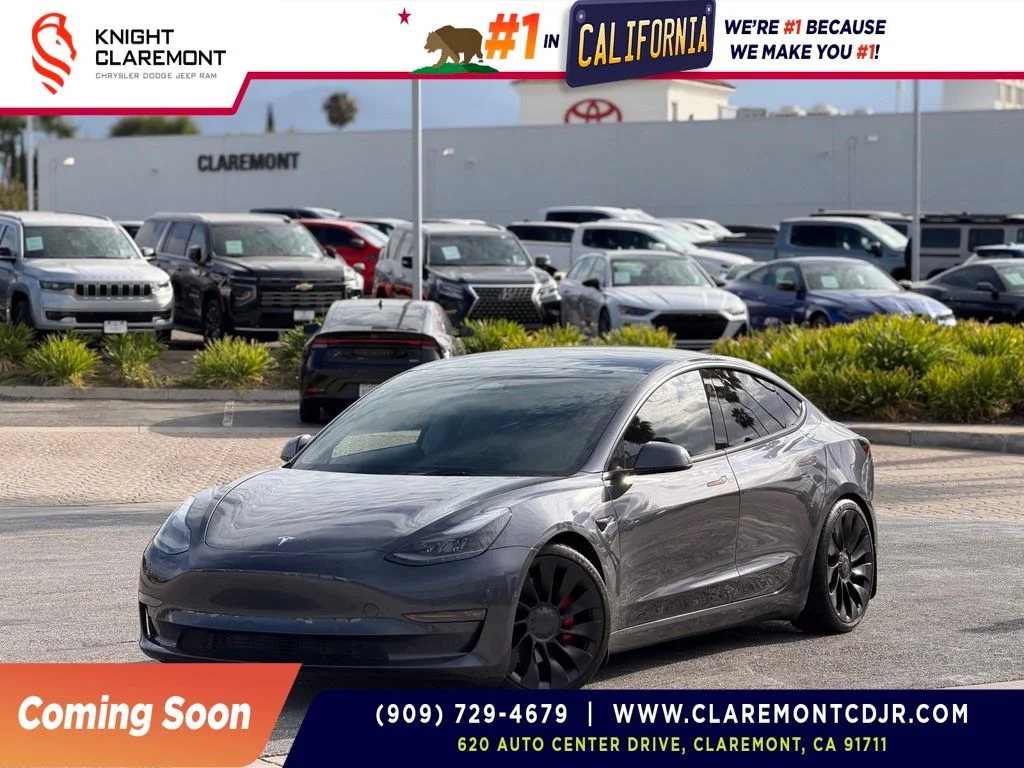 Used 2022  Tesla Performance image 1