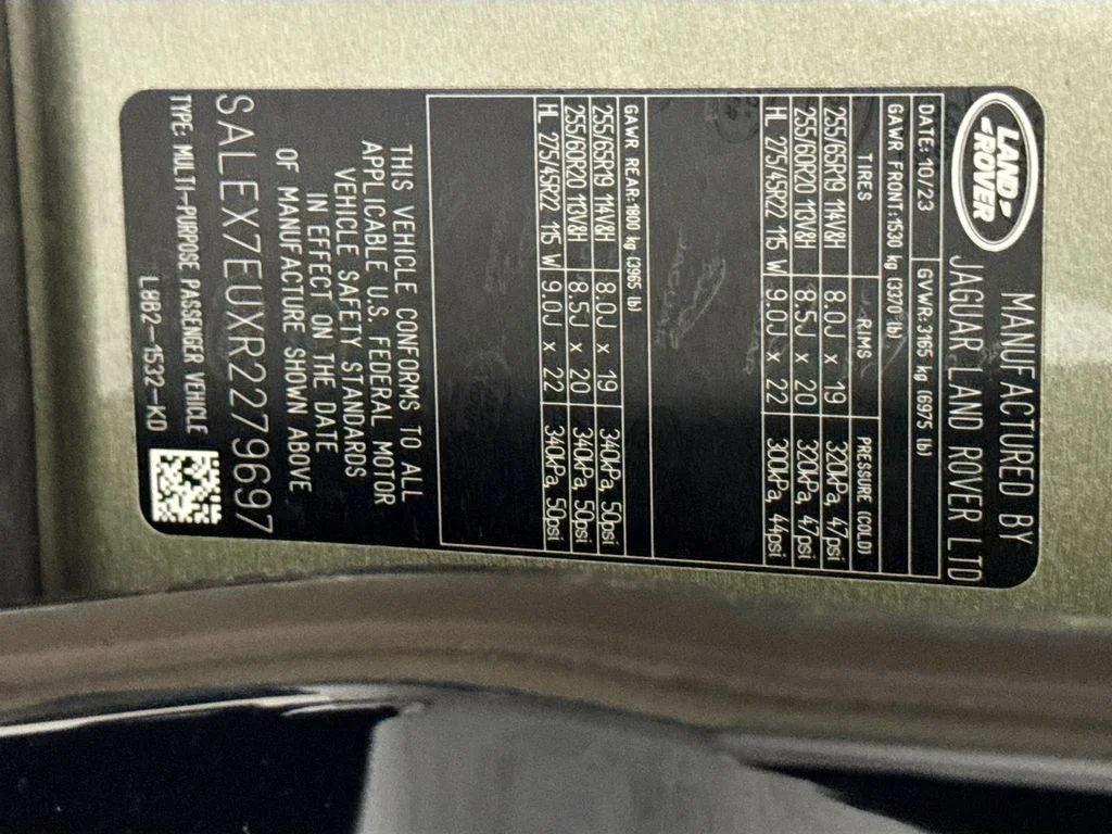 Used 2024 Green Land Rover X image 33