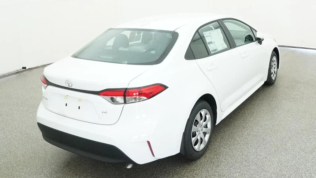 New 2027 Ice Cap Toyota LE image 22