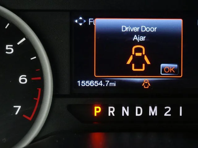 Used 2015  Ford XLT image 25