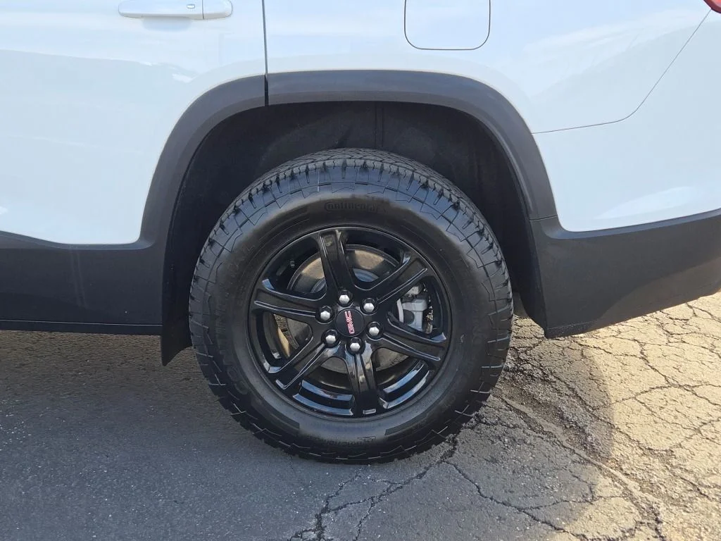 2023 GMC Acadia AT4 - Photo 16