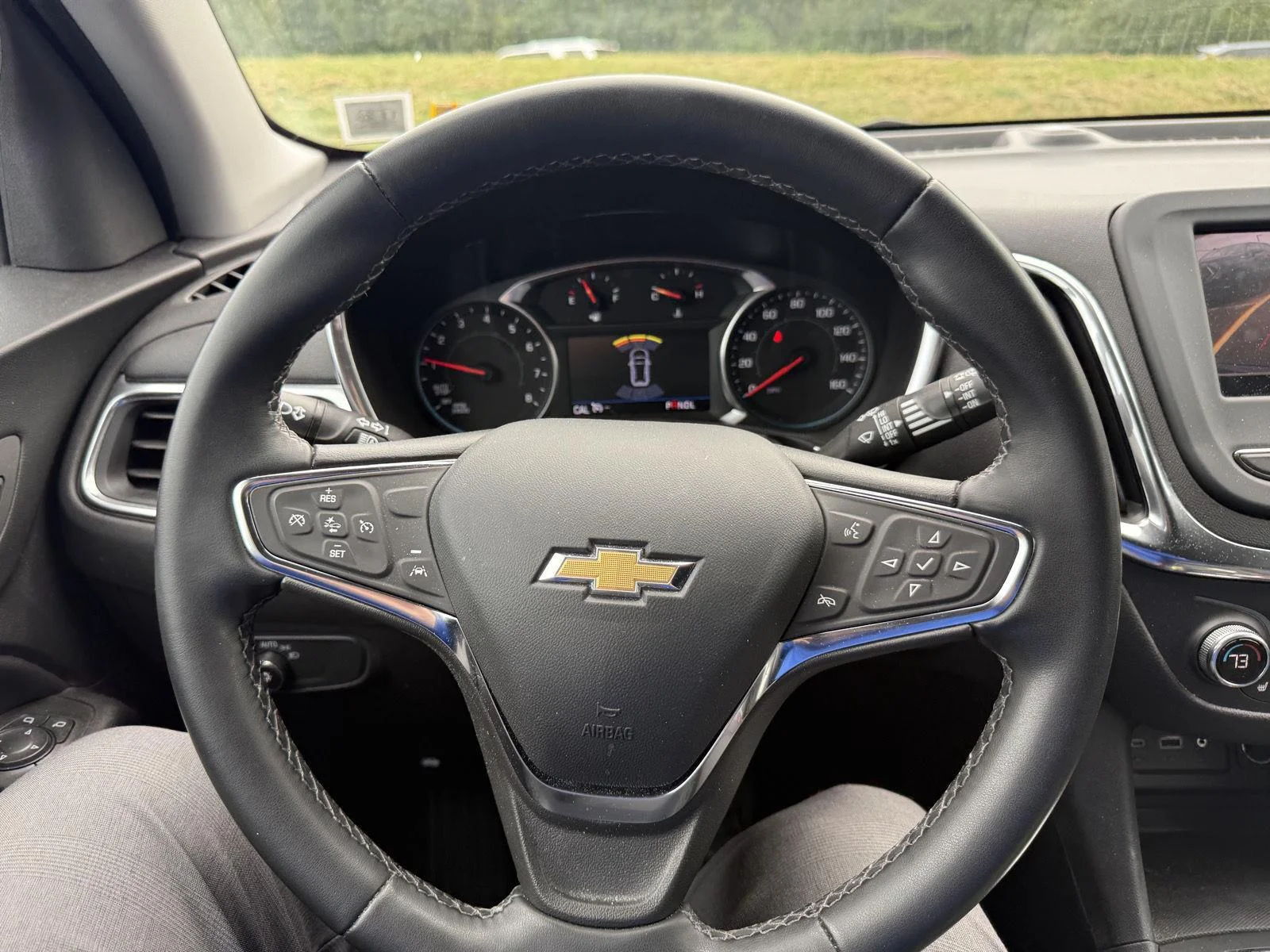 Used 2024 Lakeshore Blue Metallic Chevrolet LT image 9