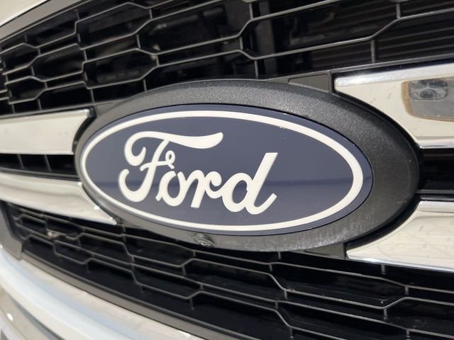 Used 2024 White Ford Lariat image 31