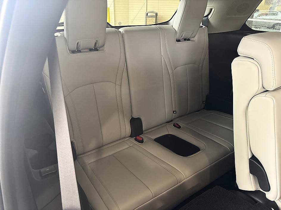 New 2027 HARBOR GRAY INFINITI LUXE image 23