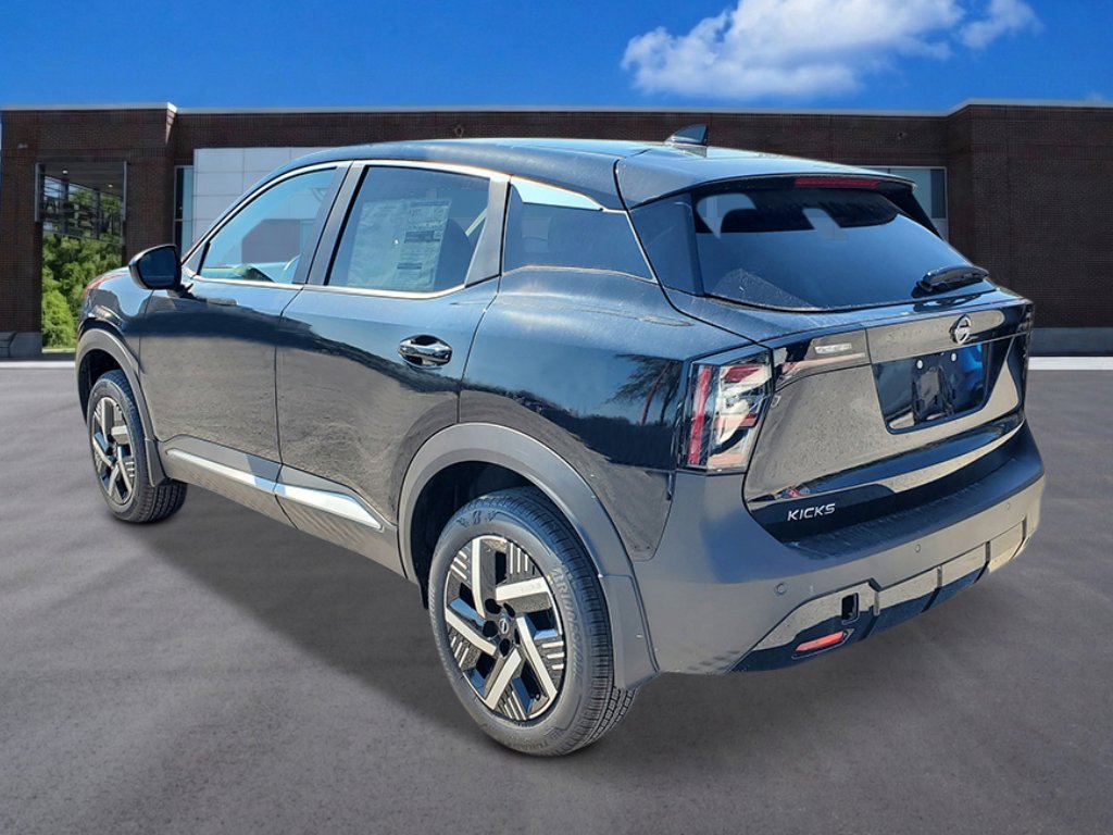 New 2026 Super Black Nissan SV image 4
