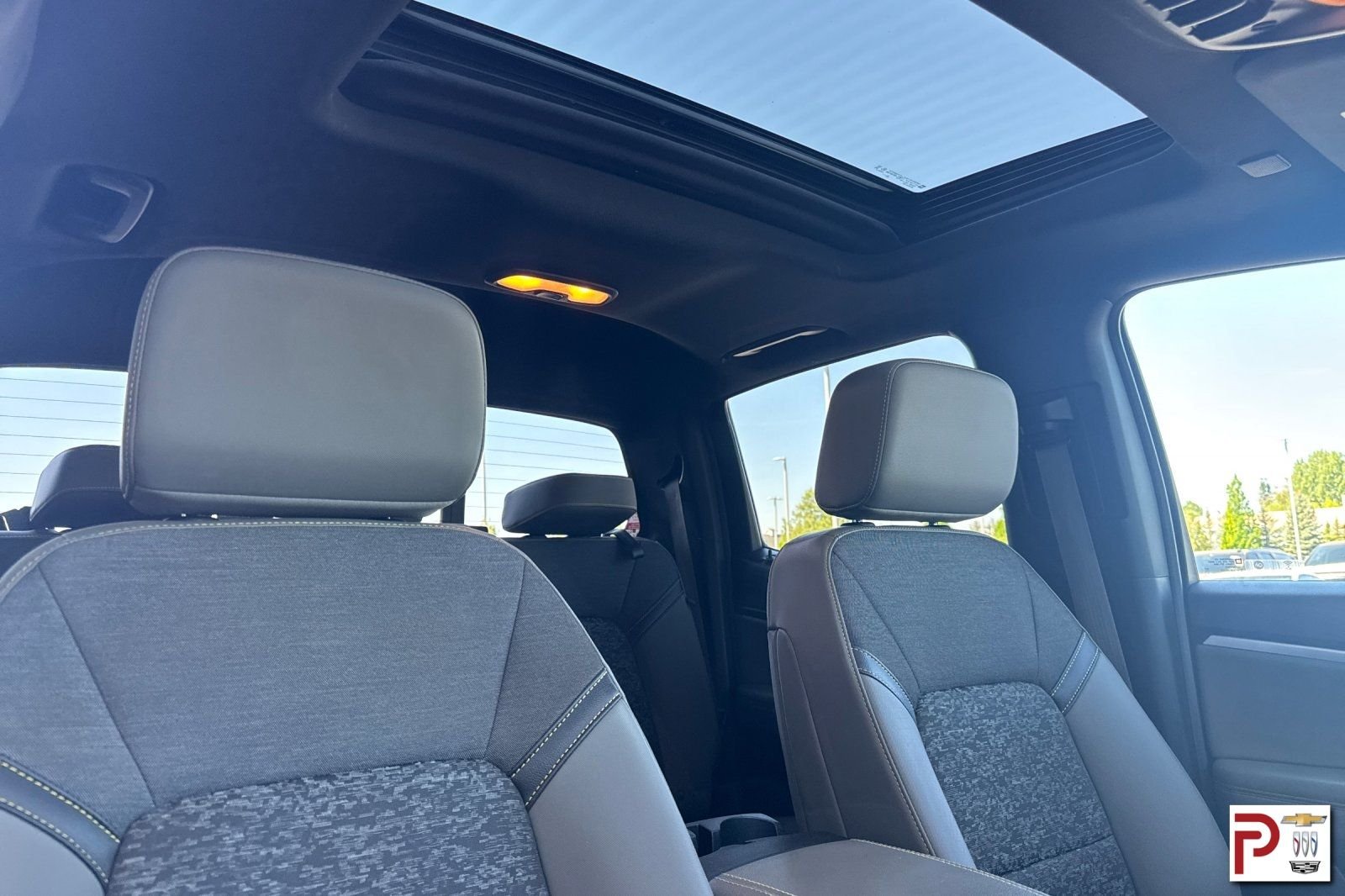 Used 2023 Yellow Chevrolet ZR2 image 18
