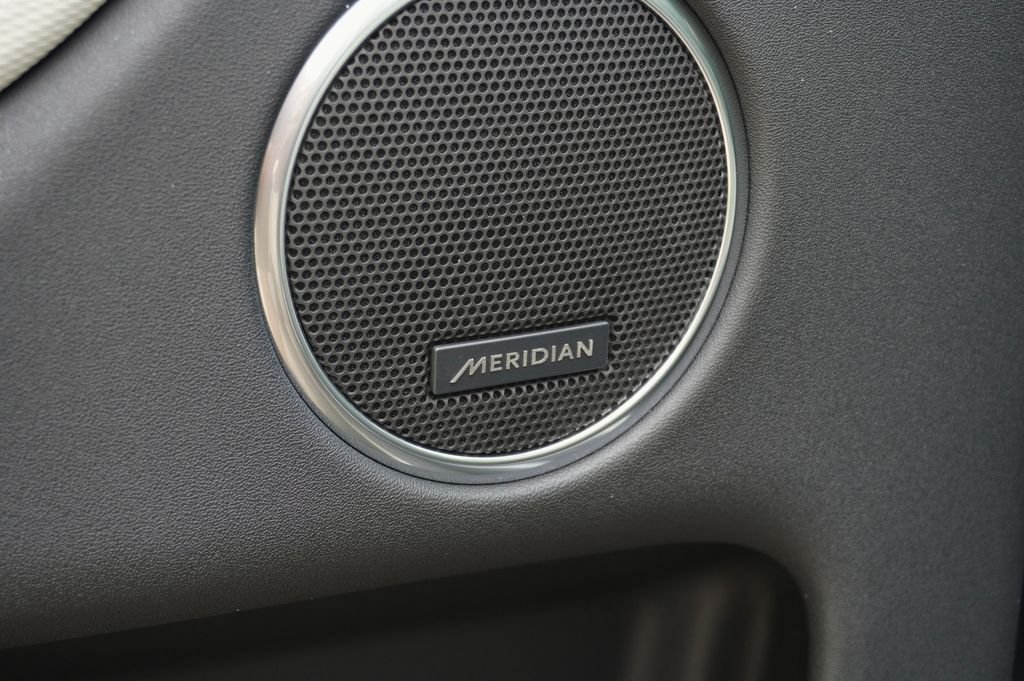 New 2026 Varesine Blue Land Rover Landmark image 11