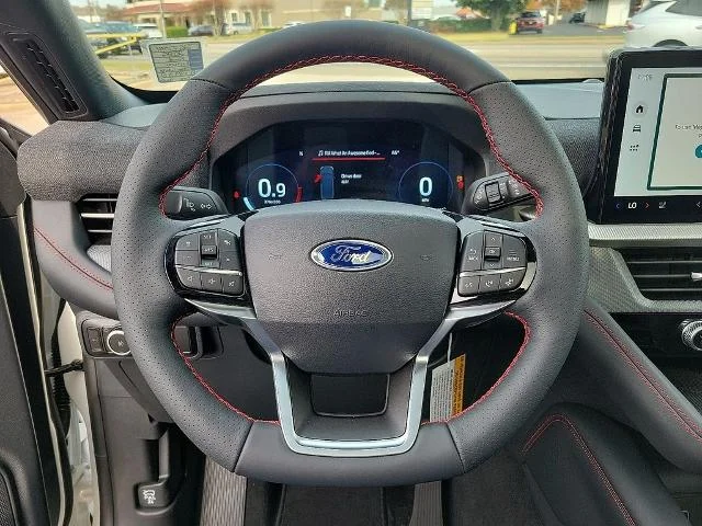 New 2026 Star White Metallic Tri-Coat Ford ST-Line image 20
