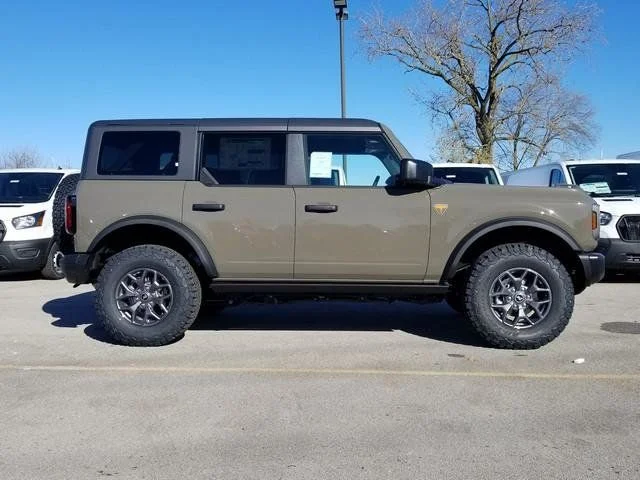 New 2025 Marsh Gray Ford Badlands® image 2