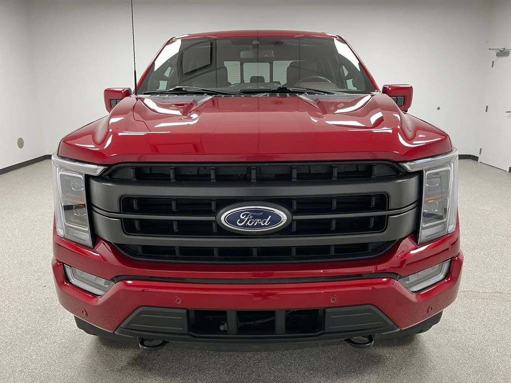 Used 2023 Red Ford Lariat image 3