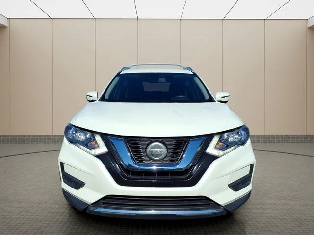 Used 2019 White Nissan SV image 9