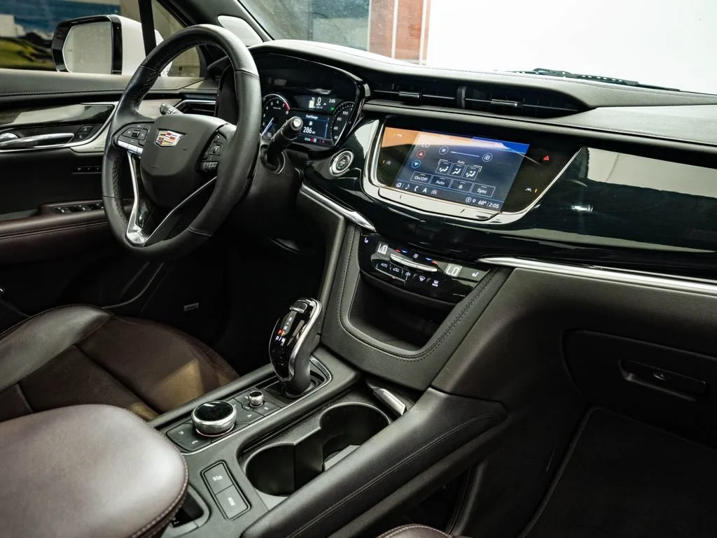 Used 2022 Crystal White Tricoat Cadillac Premium Luxury image 50