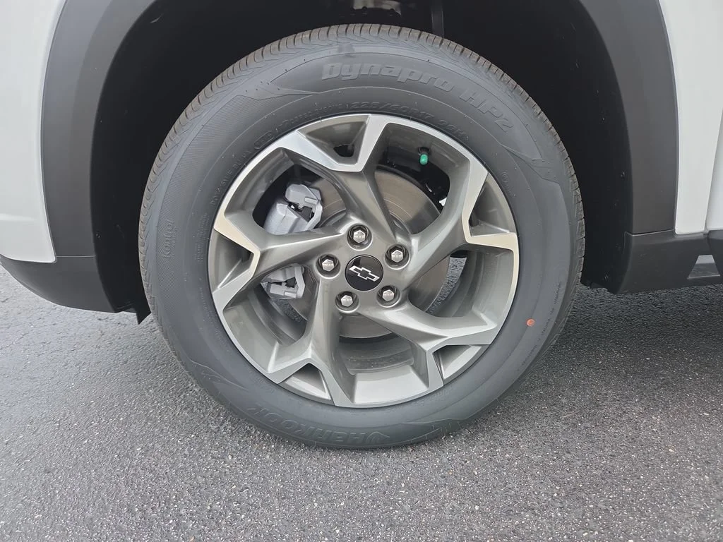 2026 Chevrolet Trax LT - Photo 27