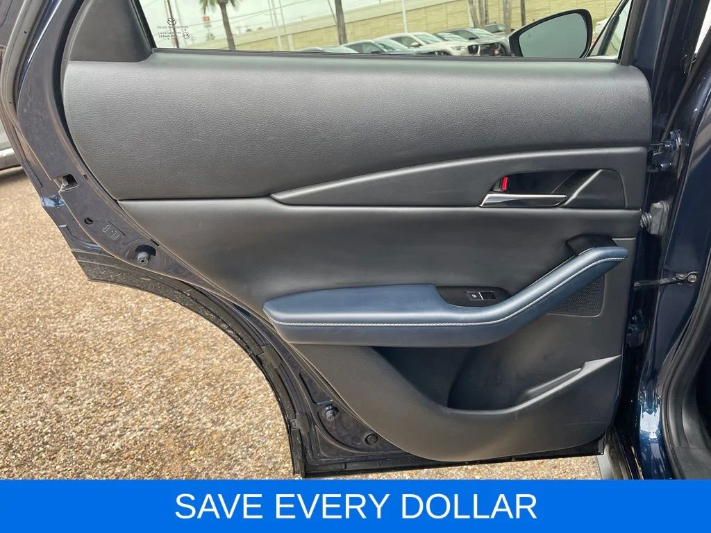 Used 2021 Blue Mazda Preferred image 15