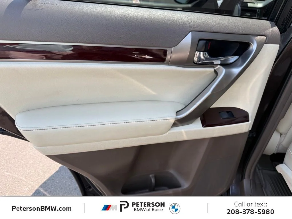 Used 2017 Red Lexus 460 image 19