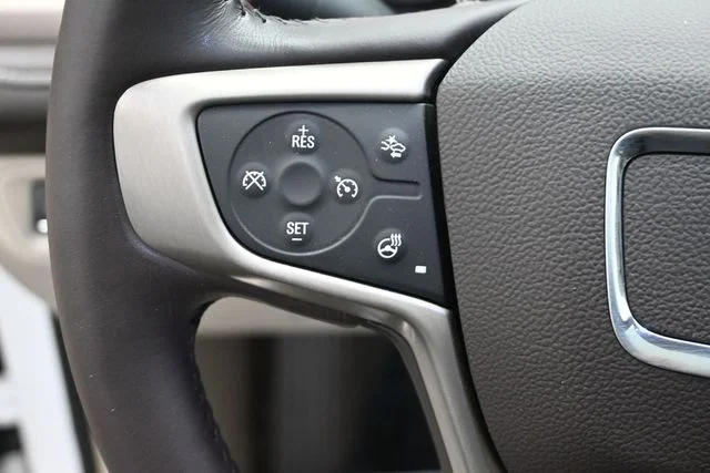 Certified Used 2019 White Frost Tri-Coat GMC Denali image 12